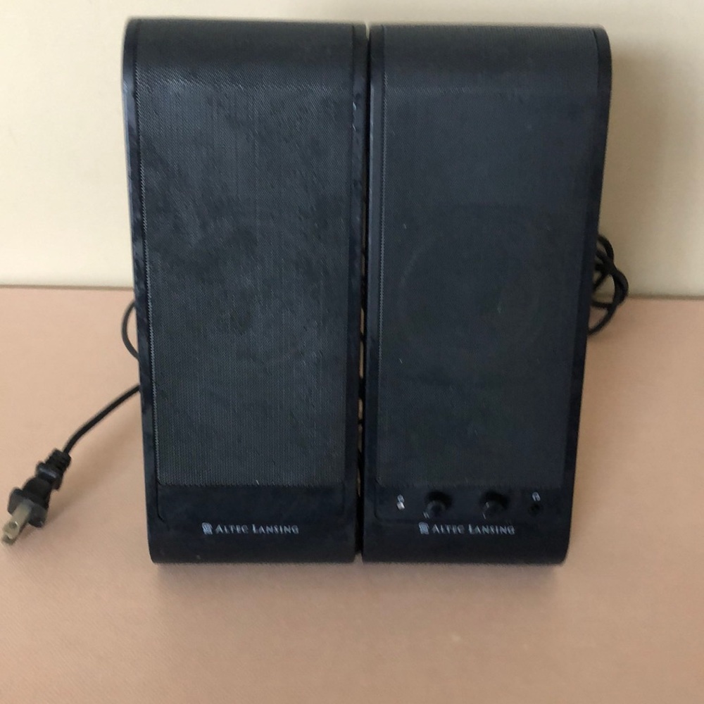 🔊 Altec Lansing Powered Audio System speakers